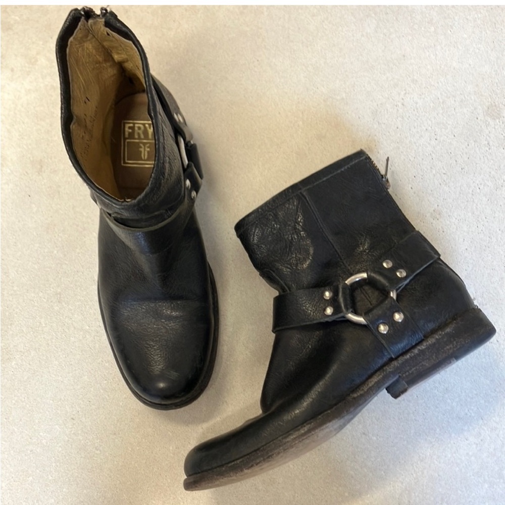 Frye leather biker boots size 6